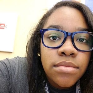 Meet your Posher, Gabrielle